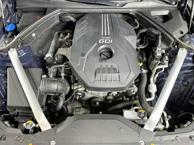 Used 2023 Genesis G70 2.0T RWD image 25