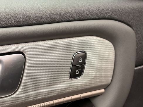 Certified 2025 Ford Explorer Active RWD image 18