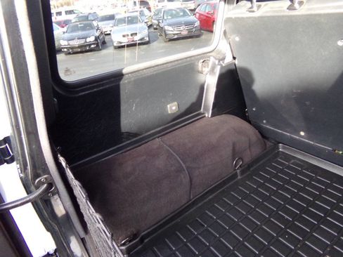 Used 2013 Mercedes-Benz G 63 AMG 4MATIC image 28