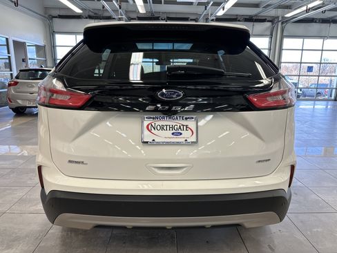 Certified 2022 Ford Edge SEL w/ Convenience Package image 14