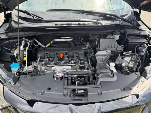 Used 2021 Honda HR-V LX image 11