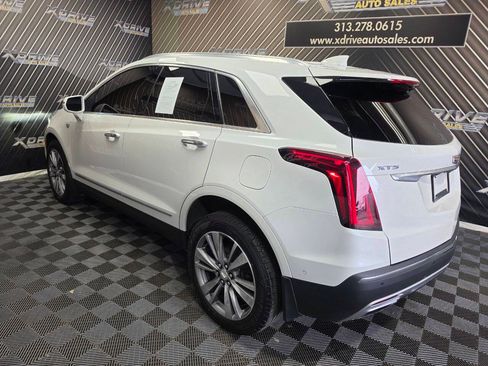 Used 2020 Cadillac XT5 Premium Luxury FWD image 12