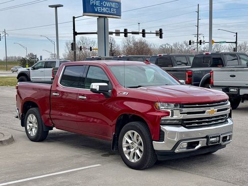 Used 2021 Chevrolet Silverado 1500 LTZ w/ Technology Package image 7