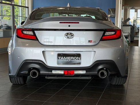 Used 2025 Toyota GR86 Premium RWD image 3