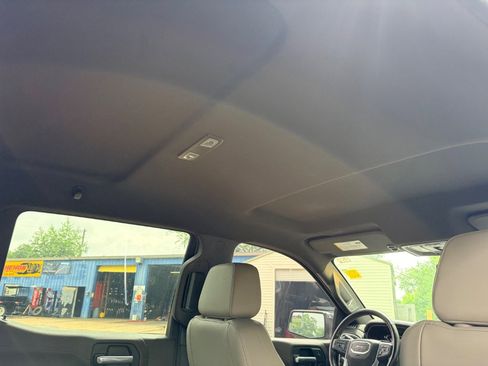 Used 2020 GMC Sierra 1500 SLT w/ SLT Premium Package AWD/4WD image 5