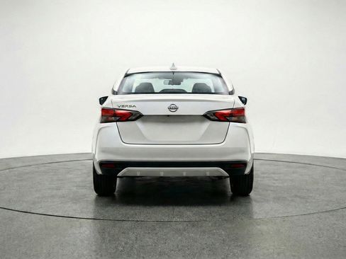 Used 2025 Nissan Versa SV FWD image 7