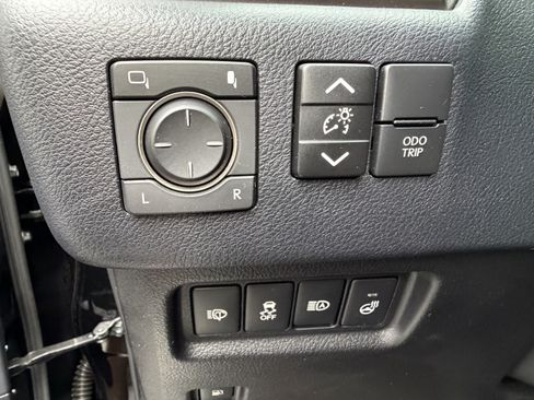 Certified 2023 Lexus GX 460 Premium AWD/4WD image 15