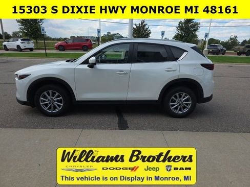 Used 2023 MAZDA CX-5 AWD 2.5 S w/ Select Package image 10