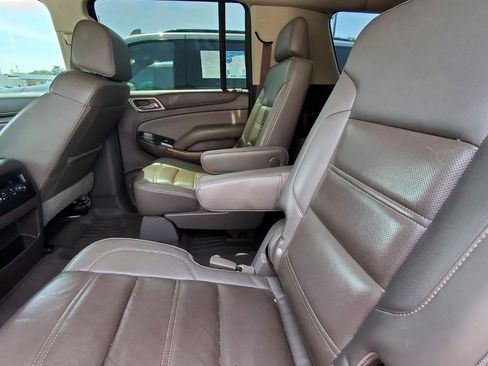 Used 2020 GMC Yukon XL Denali RWD image 5