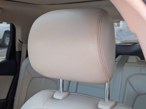 Used 2020 Lincoln Nautilus Reserve w/ Equipment Group 202A image 14