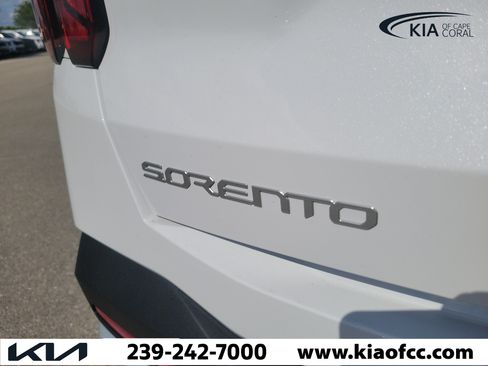 New 2026 Kia Sorento LX FWD image 10