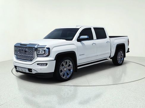 Used 2018 GMC Sierra 1500 Denali w/ Denali Ultimate Package AWD/4WD image 3