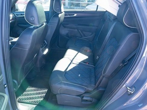 New 2026 Volkswagen Atlas Cross Sport SEL Premium R-Line image 28