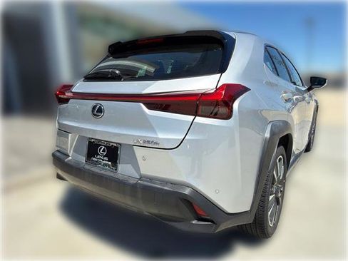 Used 2019 Lexus UX 250h w/ Premium Package AWD/4WD image 7