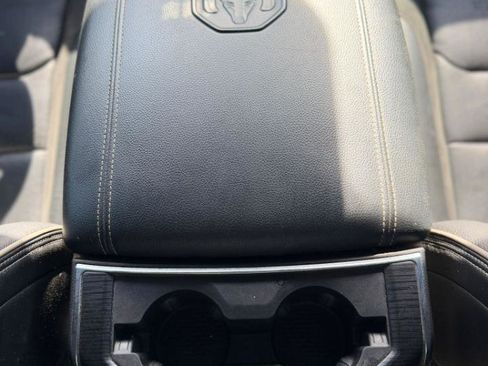 Used 2024 RAM 1500 Laramie RWD image 22