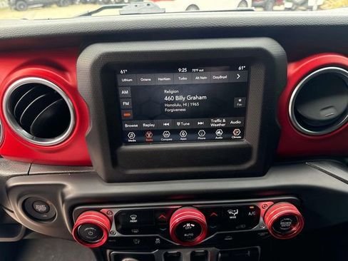 Used 2021 Jeep Wrangler Rubicon image 17