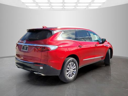 Used 2024 Buick Enclave Premium AWD/4WD image 4