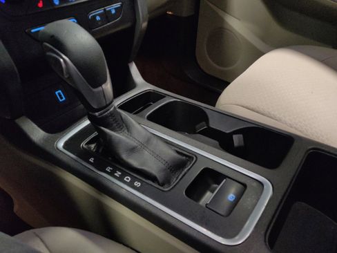 Used 2018 Ford Escape SE FWD image 26