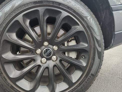 Used 2018 Land Rover Range Rover HSE AWD/4WD image 9