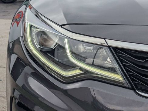 Used 2019 Kia Optima S FWD image 10