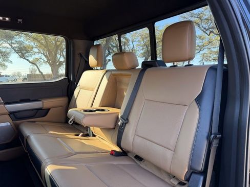 Used 2024 Ford F350 Lariat image 18