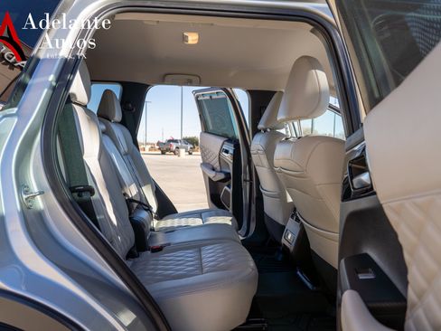 Used 2023 Mitsubishi Outlander SEL 40th Anniversary image 8