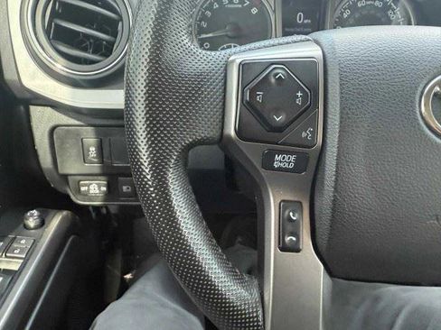 Used 2022 Toyota Tacoma SR5 RWD image 24