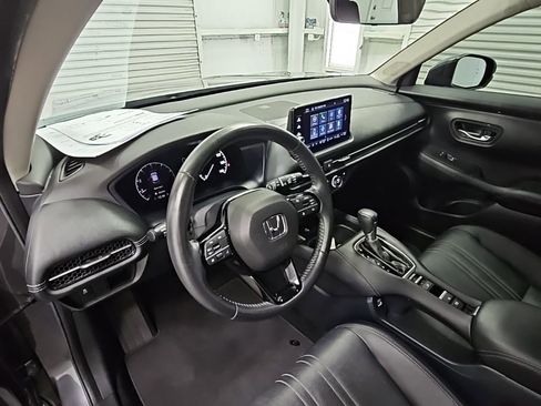 Used 2023 Honda HR-V EX-L image 12