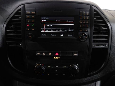 Used 2019 Mercedes-Benz Metris Passenger image 49