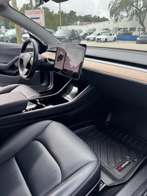 Used 2018 Tesla Model 3 Long Range RWD image 16