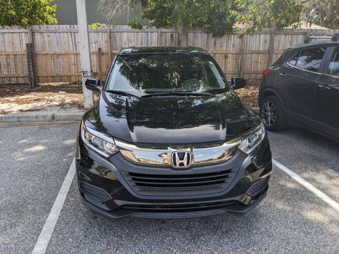 Used 2019 Honda HR-V LX image 14