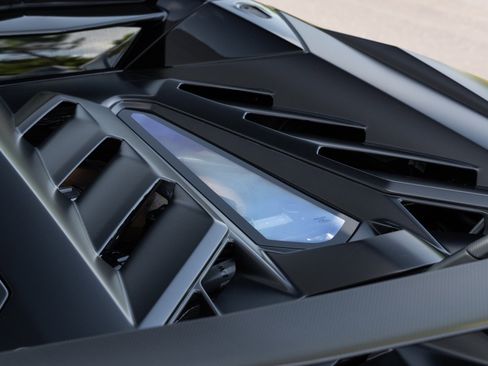 Used 2020 Lamborghini Aventador SVJ AWD/4WD image 28