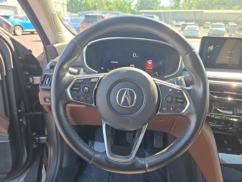 Used 2023 Acura MDX SH-AWD w/ Advance Package image 21