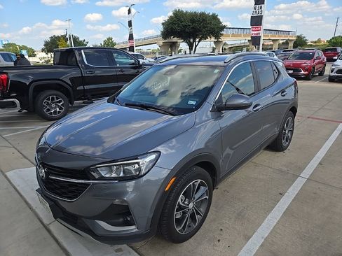 Used 2022 Buick Encore GX Select FWD image 1