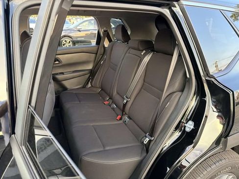 Certified 2025 Nissan Rogue S AWD/4WD image 15