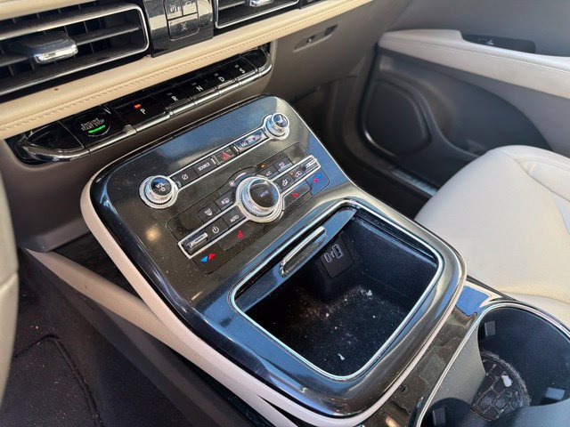 Used 2023 Lincoln Nautilus FWD w/ Premium Package image 25