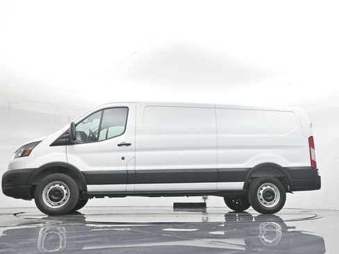 New 2026 Ford Transit 150 Low Roof RWD image 7