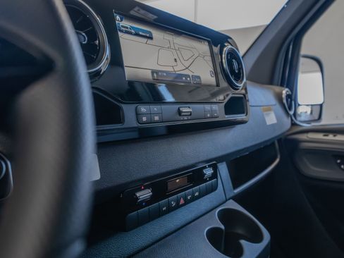 New 2026 Mercedes-Benz Sprinter 2500 image 30