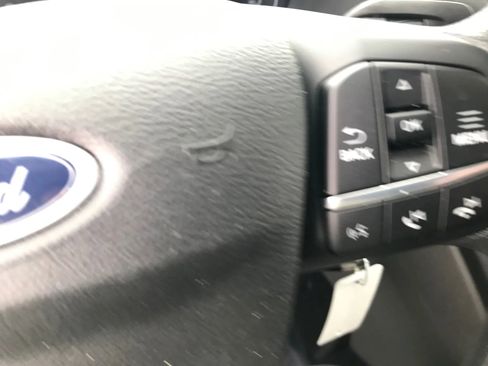 Used 2023 Ford Transit 350 XLT image 17