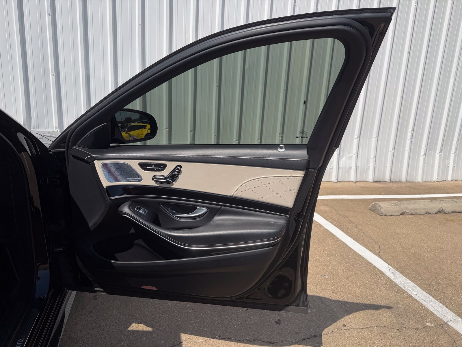 Used 2020 Mercedes-Benz S 560 Sedan image 26
