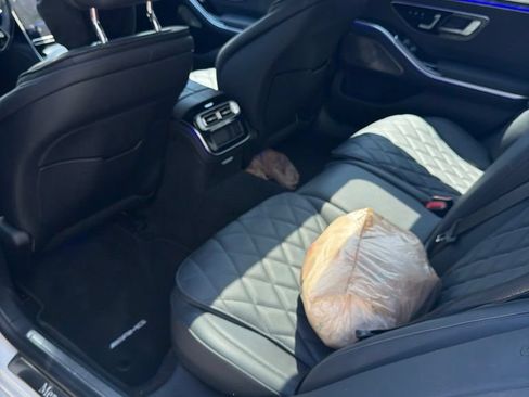 Used 2024 Mercedes-Benz S 580 4MATIC Sedan image 3