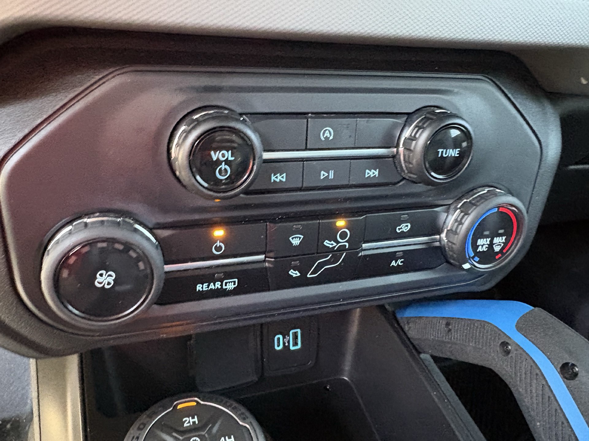 Used 2023 Ford Bronco Black Diamond AWD/4WD image 6