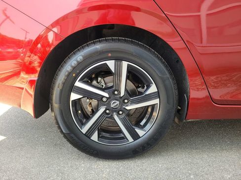Used 2025 Nissan Sentra SV FWD image 38