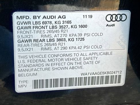 Used 2019 Audi e-tron Prestige w/ Prestige Package image 44