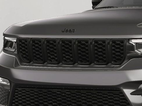 New 2025 Jeep Grand Cherokee Limited w/ Black Appearance Package image 24