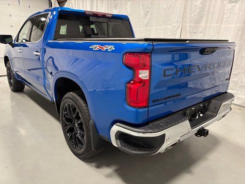 Used 2023 Chevrolet Silverado 1500 LTZ w/ LTZ Premium Package AWD/4WD image 5