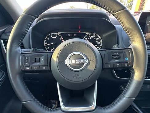 Used 2023 Nissan Rogue SL AWD/4WD image 41