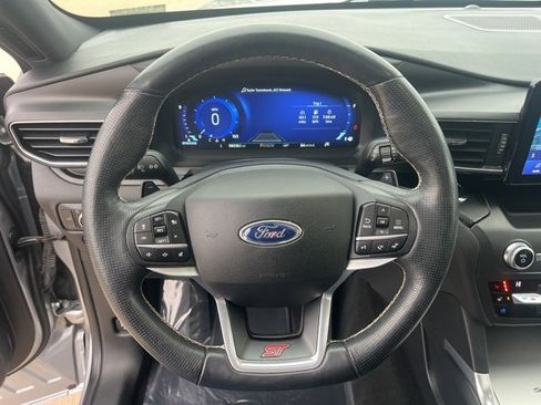 Used 2020 Ford Explorer ST image 17