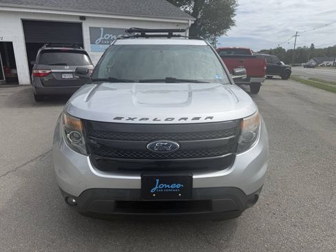 Used 2015 Ford Explorer Sport w/ Equipment Group 401A AWD/4WD image 3