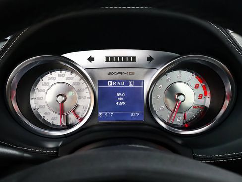 Used 2012 Mercedes-Benz SLS AMG Coupe image 29